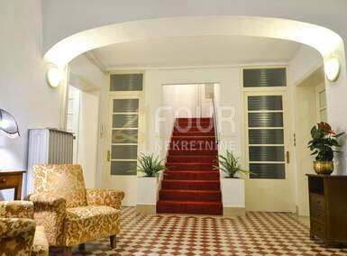 Stan, Opatija, Opatija - Centar, prodaja, 1200000 €, 205 m2