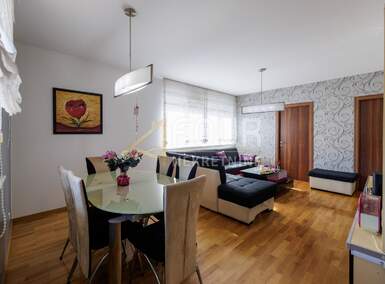 Trosoban stan, Osijek, Retfala, prodaja, 232000 €, 70 m2