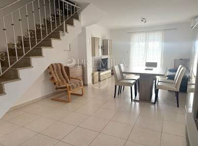 Kuca, Omišalj, Njivice, prodaja, 450000 €, 130 m2