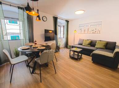 Cetvorosoban stan, Rijeka, Centar, prodaja, 310000 €, 94 m2