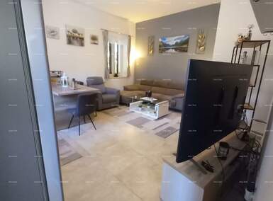 Trosoban stan, Pula, prodaja, 360000 €, 92 m2