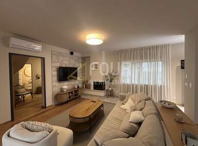 Kuca, Višnjan, prodaja, 830000 €, 191 m2