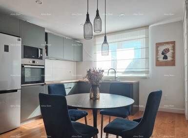 Jednosoban stan, Poreč, prodaja, 237000 €, 58 m2