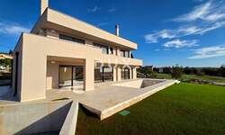 Kuca, Poreč, prodaja, 970000 €, 251 m2