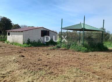 Zemljiste, Pula, Šikići, prodaja, 132000 €, 3298 m2