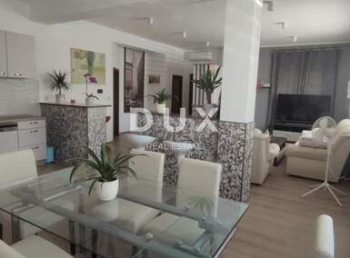 Trosoban stan, Pula, Gregovica, prodaja, 270000 €, 100 m2