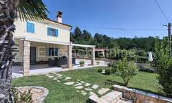 Kuca, Kršan, Polje Čepić, prodaja, 490000 €, 230 m2