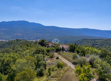 Kuca, Lupoglav, prodaja, 1390000 €, 646 m2