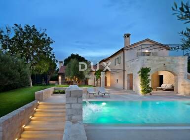 Kuca, Višnjan, prodaja, 1470000 €, 309 m2