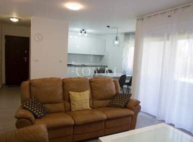 Dvosoban stan, Viškovo, najam, 500 €, 58 m2