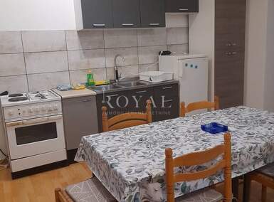 Cetvorosoban stan, Viškovo, najam, 1500 €, 75 m2