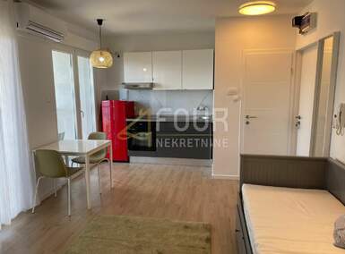 Jednosoban stan, Rijeka, Kozala, najam, 430 €, 24 m2