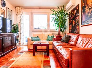 Dvosoban stan, Zaprešić, Centar, prodaja, 212000 €, 70 m2