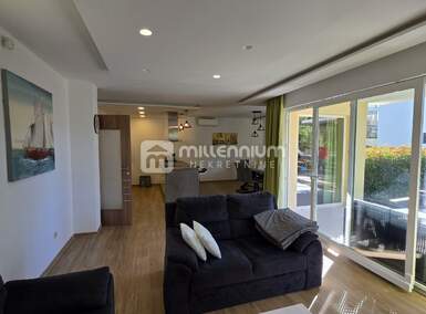 Cetvorosoban stan, Kostrena, Doričići, najam, 1800 €, 113 m2