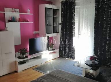 Dvosoban stan, Novi Vinodolski, prodaja, 210000 €, 58 m2