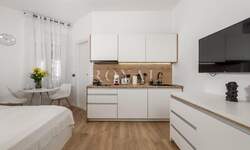 Jednosoban stan, Rijeka, Centar, najam, 430 €, 25 m2