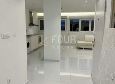 Trosoban stan, Šibenik, Grad, prodaja, 337000 €, 62 m2