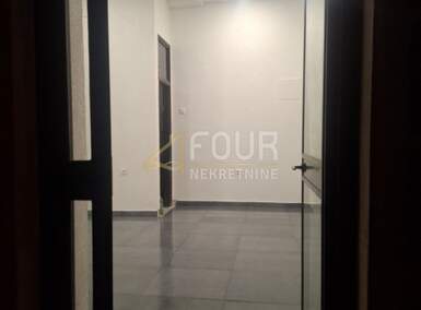 Poslovni prostor, Rijeka, Belveder, prodaja, 83000 €, 22 m2