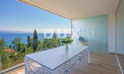 Trosoban stan, Opatija, Opatija - Centar, najam, 2800 €, 126 m2