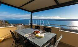 Trosoban stan, Crikvenica, Jadranovo, prodaja, 425000 €, 110 m2