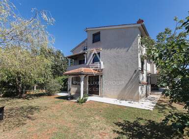 Kuca, Poreč, prodaja, 1245000 €, 320 m2