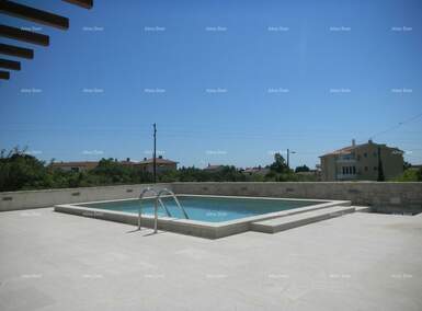 Dvosoban stan, Medulin, Vrčevan, prodaja, 350000 €, 65 m2