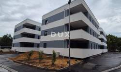 Trosoban stan, Pakoštane, prodaja, 273000 €, 70 m2