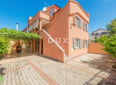 Kuca, Biograd na Moru, prodaja, 550000 €, 210 m2