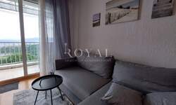 Dvosoban stan, Rijeka, Škurinje, najam, 800 €, 58 m2