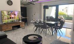 Trosoban stan, Vodice, Srima, prodaja, 360000 €, 75 m2