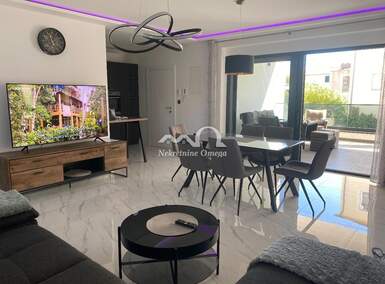 Trosoban stan, Vodice, Srima, prodaja, 360000 €, 75 m2