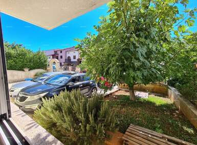 Dvosoban stan, Pula, prodaja, 260000 €, 100 m2