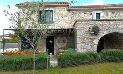 Kuca, Malinska-Dubašnica, Malinska, prodaja, 525000 €, 100 m2