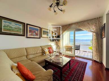 Trosoban stan, Opatija, Opatija - Centar, najam, 1200 €, 74 m2