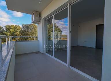 Dvosoban stan, Medulin, prodaja, 171600 €, 61 m2