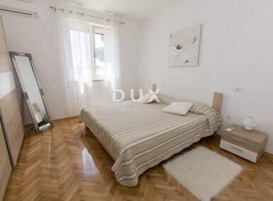 Trosoban stan, Rovinj, prodaja, 520000 €, 54 m2