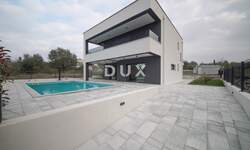 Kuca, Buje, Kaštel, prodaja, 620000 €, 150 m2