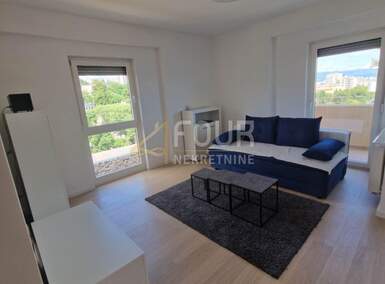 Trosoban stan, Rijeka, Kantrida, najam, 1200 €, 70 m2