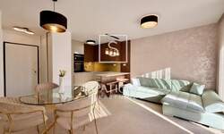 Trosoban stan, Opatija, Opatija - Centar, najam, 1800 €, 70 m2