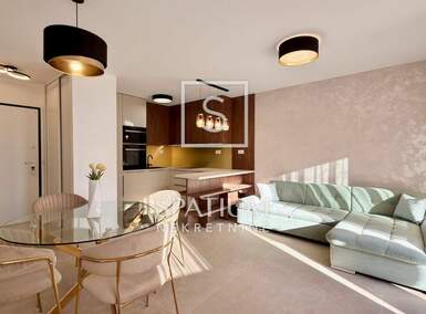 Trosoban stan, Opatija, Opatija - Centar, najam, 1800 €, 70 m2