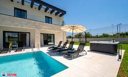 Kuca, Labin, prodaja, 980000 €, 193 m2