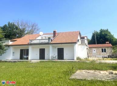 Kuca, Labin, prodaja, 279000 €, 300 m2