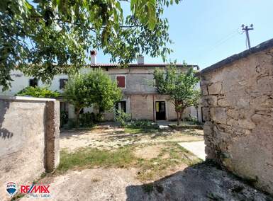 Kuca, Labin, prodaja, 159000 €, 218 m2
