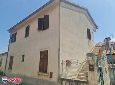 Kuca, Pula, Centar, prodaja, 450000 €, 190 m2