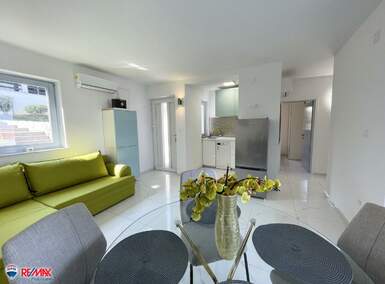 Trosoban stan, Raša, Ravni, prodaja, 250000 €, 58 m2