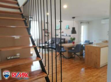 Cetvorosoban stan, Labin, Kranjci, najam, 2200 €, 130 m2