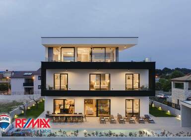 Kuca, Pula, Veli vrh, prodaja, 2075000 €, 470 m2