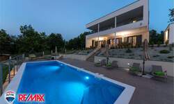 Kuca, Sveta Nedelja, Ružići, prodaja, 795000 €, 243 m2