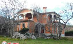 Kuca, Labin, prodaja, 450000 €, 515 m2