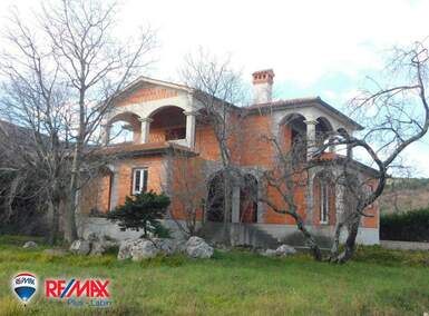 Kuca, Labin, prodaja, 450000 €, 515 m2